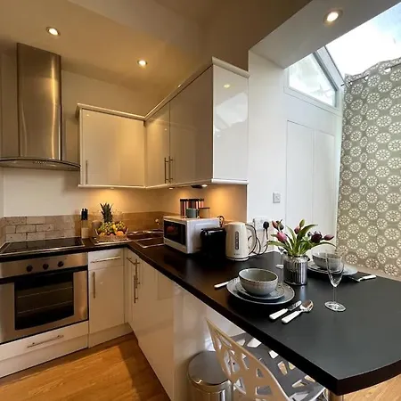 Cute&Cozy Studio Apt In Barons Court London Exterior photo